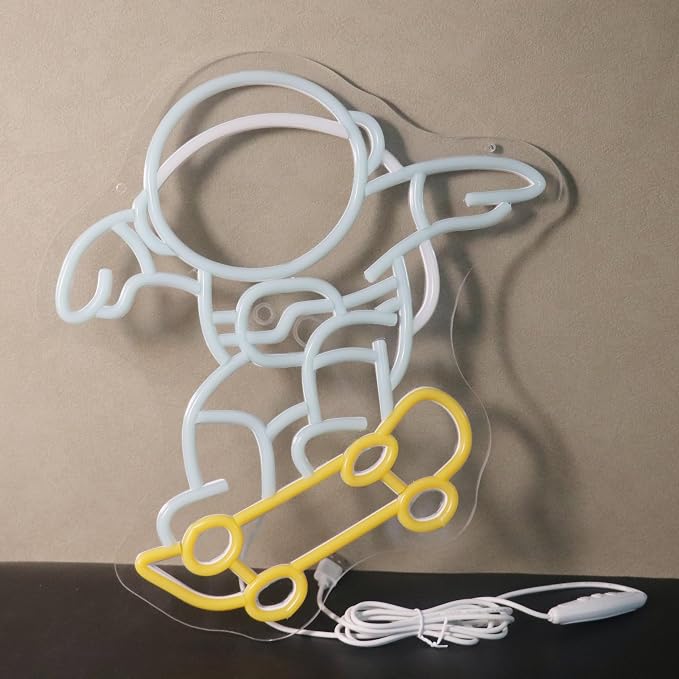 "Astronaut Skateboarding" Space Adventure Light - Cool & Gravity-Defying LED Wall Art for Game Room, Dorm, Bedroom Decor, Dimmable USB, Awesome Gift for Sci-Fi Fans & Adventurers - Image 9