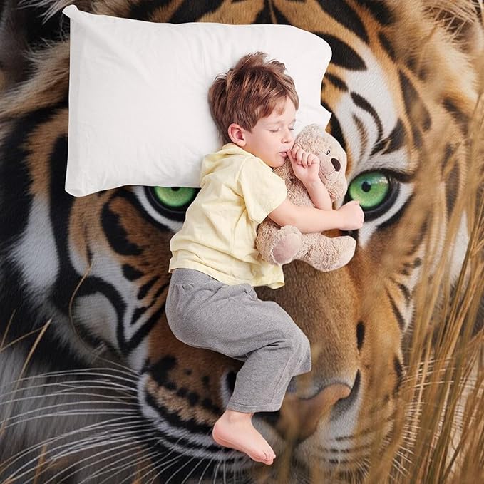 Beautiful Tiger Animal Nature Forest Super Soft Throw Blanket, Rustic Grass Brown Flannel Fleece Decorative Throw for Sofa Couch Bedroom Decor Outdoor Use 30"x40"