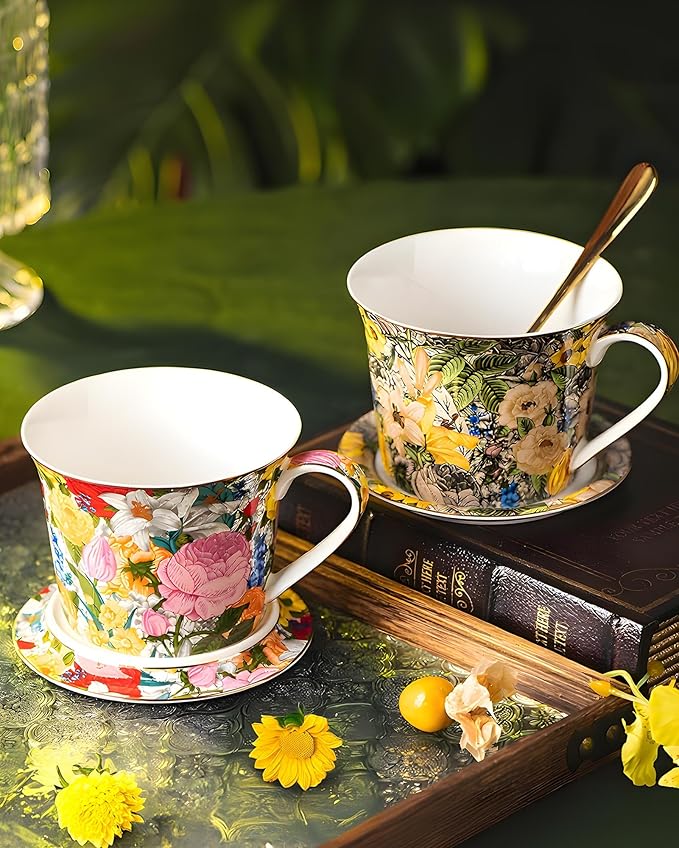 15oz Ceramic Coffee Mug – French Classical Cottage Style Cup with Golden Blossoms & Gilded Rim, Elegant Pottery Gift Mug with Lid & Saucer for Women