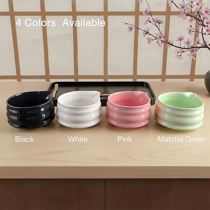 Ceramic Matcha Bowl with Spout 500ml / 17oz, Japanese Chawan for Whisking & Pouring, Handmade Matcha Tea Bowl for Green Tea Ceremony & Daily Use (Matcha Green)