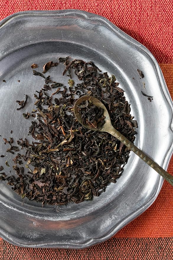 Harney and Sons English Breakfast Loose Black Tea – 16 oz Loose Leaf, Pure China Keemun, Bold, Full-Bodied Flavor, Great for Hot, Iced, or Teapot Brewing, Caffeinated