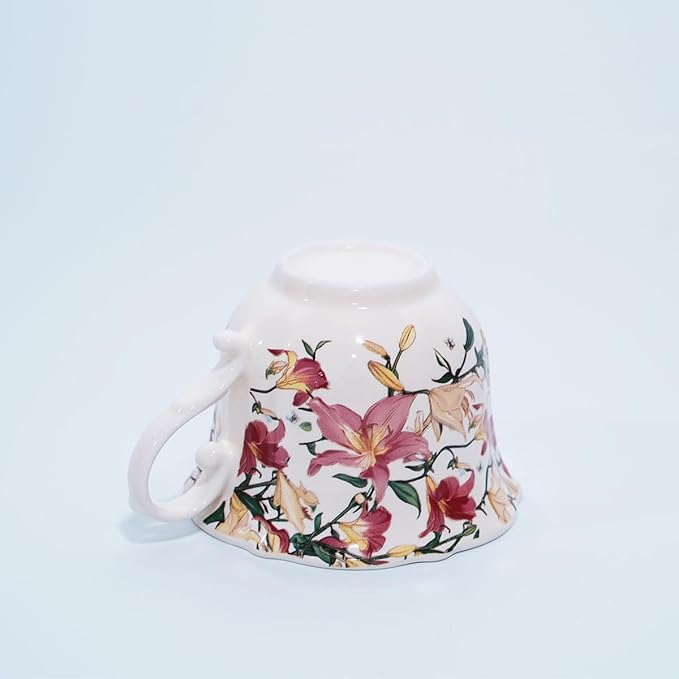 Bone China Tea Cup and Saucer Set with Spoon，Elegant Floral Tea Cup Set (7 oz)，British Coffee Latte Mug for Birthday Party Christmas gift for Friends