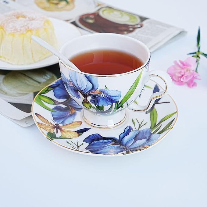 Bone China Tea Cup and Saucer Set with Spoon，Elegant Floral Tea Cup Set (7 oz)，British Coffee Latte Mug for Birthday Party Christmas gift for Friends