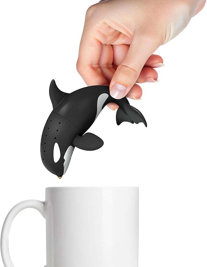 Genuine Fred STEEP DIVE Orca Tea Infuser – Loose Leaf Silicone Tea Strainer – Microwave & Dishwasher Safe