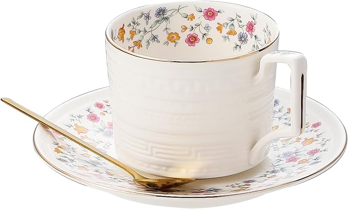 Country Roses Porcelain Tea Cup and Saucer Set with Gold Trim, Vintage Style, For Women and Tea Parties (1, P)