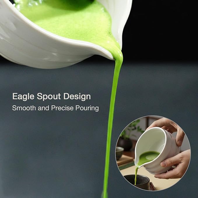 Ceramic Matcha Bowl with Spout 500ml / 17oz, Japanese Chawan for Whisking & Pouring, Handmade Matcha Tea Bowl for Green Tea Ceremony & Daily Use (White)