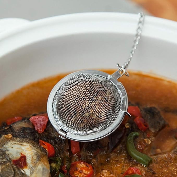 Mayata 3pcs Stainless steel fine mesh seasoning ball kitchen soup spice stew filter kitchen tool metal tea bag tea ball (3pcs Round Shape),Silver,5cm/6cm/7cm