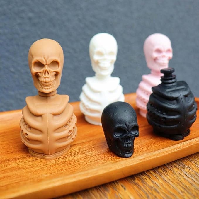 2 Skull Tea Infusers for Loose Tea, Food Grade Silicone Hot Tea Strainers for More Enjoyable Tea Times with Friends and Family(Black and Brown)