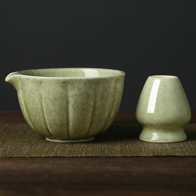Artcome Matcha Bowl with Pouring Spout and Whisk Holder Set – Premium Ceramic Matcha Tea Bowl with Convenient Spout and Bamboo Whisk Stand for Traditional Japanese Tea Ceremony