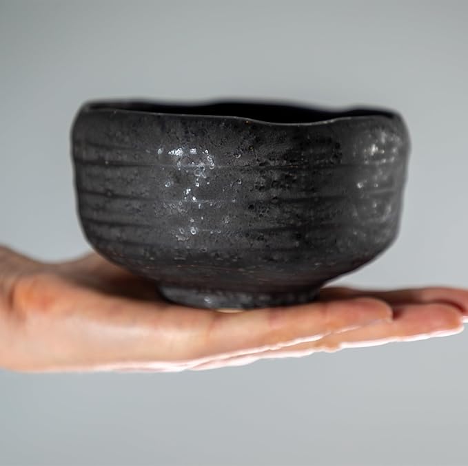 Asayu Japan Kurogane Matcha Bowl - Handmade Gifu Japan Ceramic Chawan, 12.1 cm (4.76″) Diameter x 7.7 cm (3.03″) Height, 395 g - Black with Silver Speckles