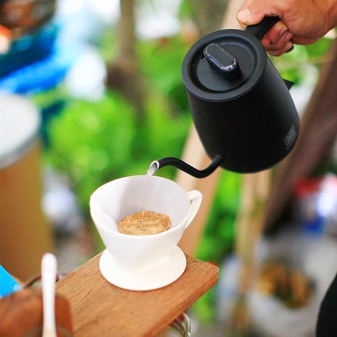 200 Count Coffee Filter, V60 Filter 02 White Cone Coffee Filters Disposable Pour Over Coffee Filter (2-4 Cups)