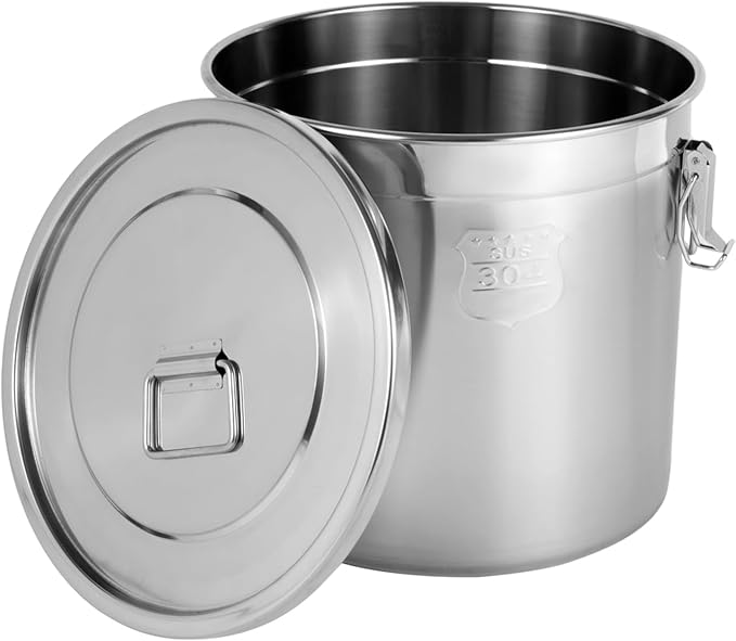 DYNAMI 5.5Gal 304 Stainless Steel Airtight Container with Lid and Locking Clamp,17-38Lbs Metal Bucket Stainless Steel Drum Large Canister for Kitchen,Dog Food/Bird Seed/Coffee Storage Container(21L)