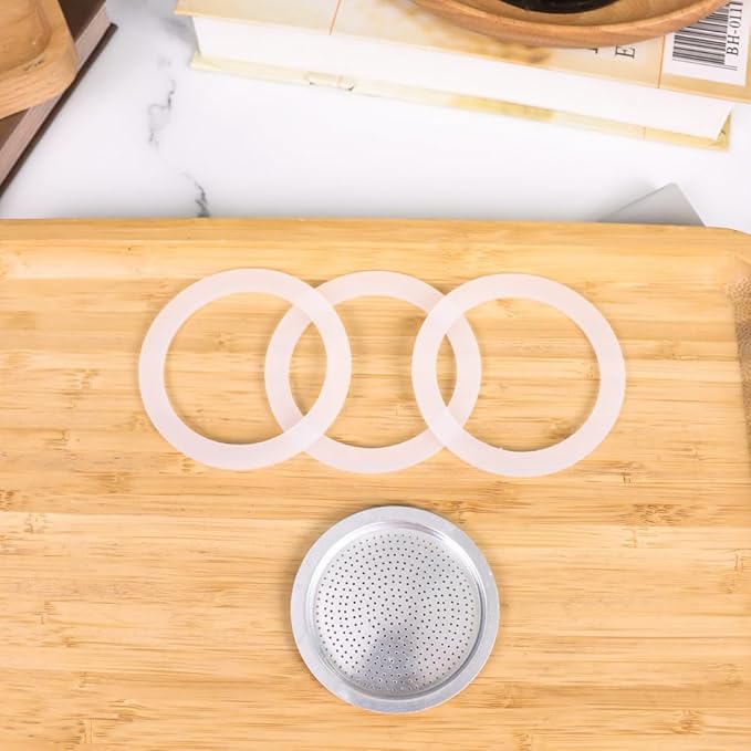 wedrink 1 Filter and 3 Silicone Gasket Seals Replacement for Aluminium Moka Pot and Stovetop Espresso Coffee Maker (6 Cup)