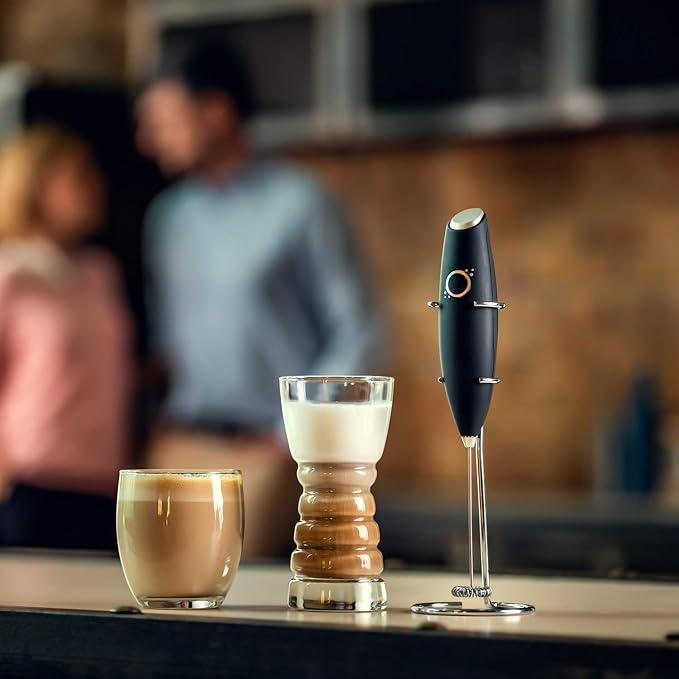 Handheld Milk Frother with Stand – Electric Milk Frother for Coffee, Latte, Cappuccino & Matcha – Battery Operated Drink Mixer, BPA-Free Stainless Steel Whisk, Portable Mini Foam Maker (Black)