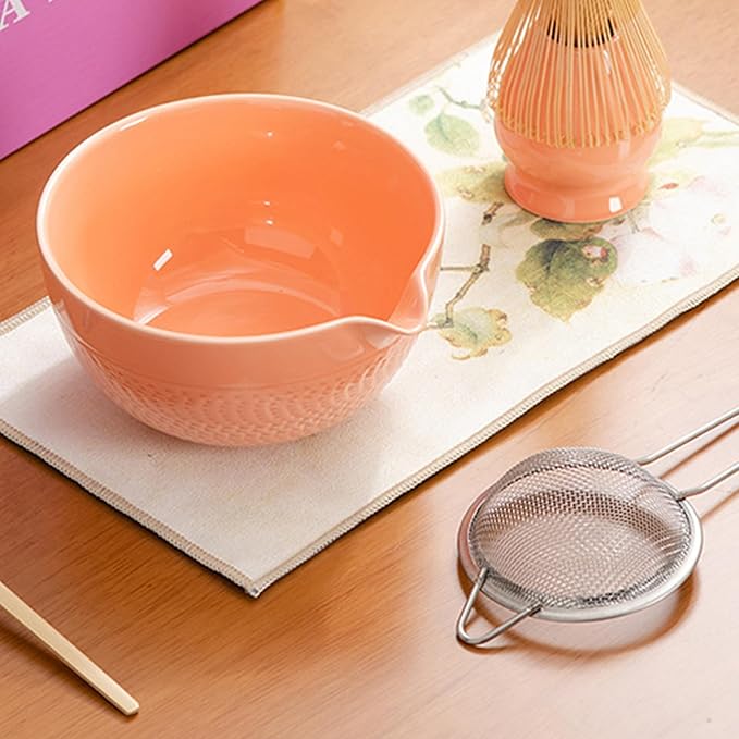 Matcha Bowl with Spout, 500 ml/18 oz Ceramic Matcha Mixing Bowl, Japanese Ceremonial Matcha Chawan for Matcha Powder/Salad/Fruit/Soup/Tea - Pink