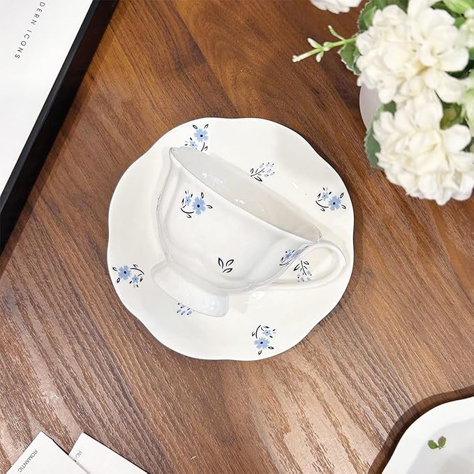 Tea Cup and Saucer Set with Blue Flowers，6.76 oz Ceramic Coffee Cup，Latte Mug for Mother's Day Gifts (blue)