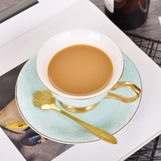 VanEnjoy Blue Vintage 8 Ounces Porcelain Coffee Cup, Tea Cup and Saucer Set and Saucer with Decorative Scale Pattern, vintage