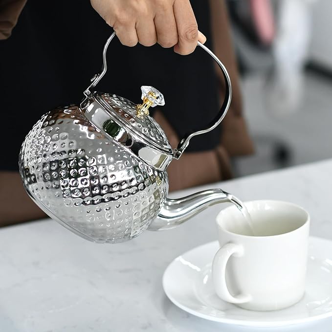 2L Hammered Tea Kettle, Stainless Steel Tea/Coffee Pot Loose Leaf Teapot for Tea, Milk, Coffee, 2L Teapot with Strainer Stovetop Tea Kettle, Outdoor Travel Supplies, Gift For Tea (Silver 2L)