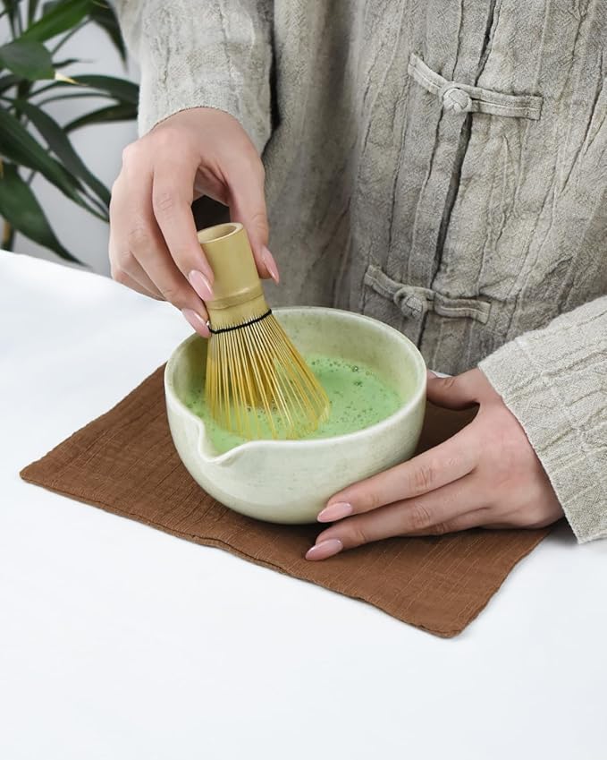 Artcome Premium Matcha Tea Set – 20.2oz Traditional Matcha Bowl with Pouring Spout, Bamboo Whisk, Whisk Holder, Tea Scoop & Matcha Tea Guide – Ideal for Ceremonial Use and Daily Enjoyment