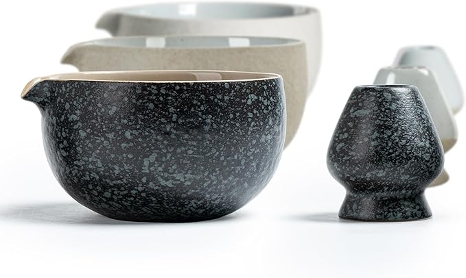 TEANAGOO Matcha Bowl with Spout, 2-Pcs Ceramic Matcha Bowl and whisk Holder (chawan), 18 02/510ML Black Bowl with Stand, Traditional Ceremonial Accessories, Gift Set for Friend, Matcha Set