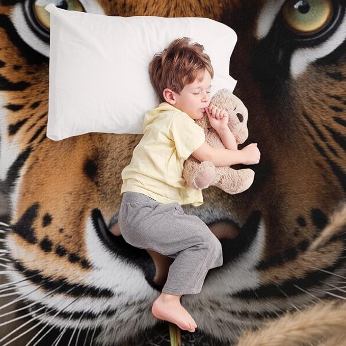 Beautiful Tiger Eye Grass Nose Super Soft Throw Blanket, Mystical Insect Brown Flannel Fleece Decorative Throw for Sofa Couch Bedroom Decor Outdoor Use 50"x60"