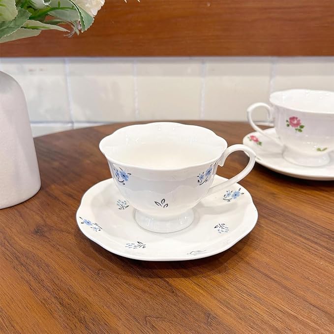 Tea Cup and Saucer Set with Blue Flowers，6.76 oz Ceramic Coffee Cup，Latte Mug for Mother's Day Gifts (blue)