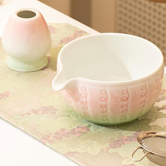 Traditional matcha bowl, cute pink matcha bowl with spout, matcha mixing bowl for stirring matcha, 18OZ tea bowl
