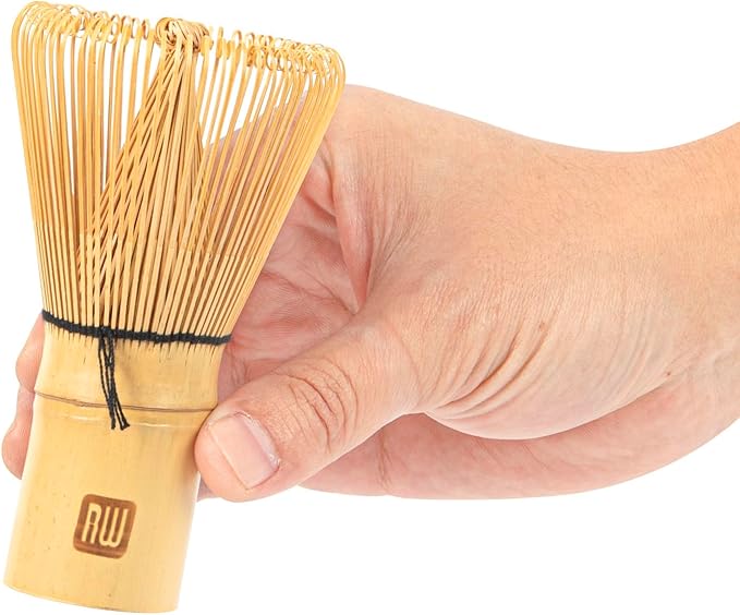 Restaurantware Dojo 2.3 Inch x 4.1 Inch Matcha Whisk 1 Durable Matcha Brush - For Traditional Tea Ceremonies Heat-Resistant Natural Bamboo Matcha Stirrer Sustainable