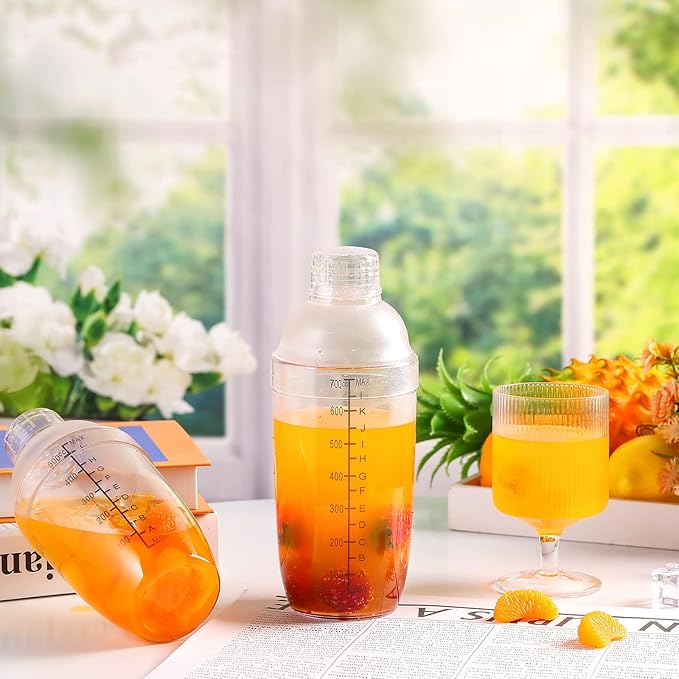 Lallisa 12 Pcs Plastic Cocktail Shaker Drink Mixer with Scales and Strainer Top Clear Shaker Cup with Measurement Plastic Mixing Tool for Tea Coffee Bubble Tea Milk(350 Cc/ 12 oz)