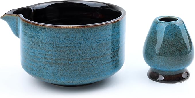 Japanese Matcha Bowl, Glazed Ceremonial Matcha Bowl with Whisk Holder for Matcha Powder/Matcha Tea/Japanese Matcha (Blue(w/Spout))