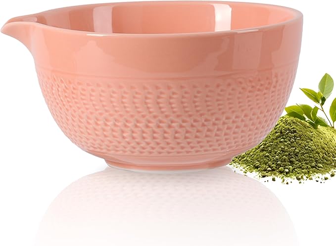 Matcha Bowl with Spout, 500 ml/18 oz Ceramic Matcha Mixing Bowl, Japanese Ceremonial Matcha Chawan for Matcha Powder/Salad/Fruit/Soup/Tea - Pink