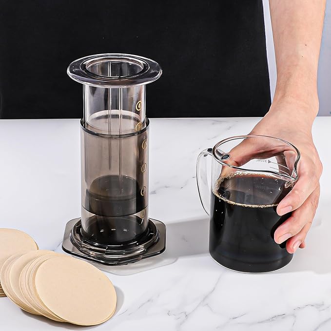 600Pcs Unbleached Coffee Filters, Replacement Round Coffee Filters, Disposable Paper Filters Compatible with Aerobie Aeropress Coffee Filter and Espresso Maker