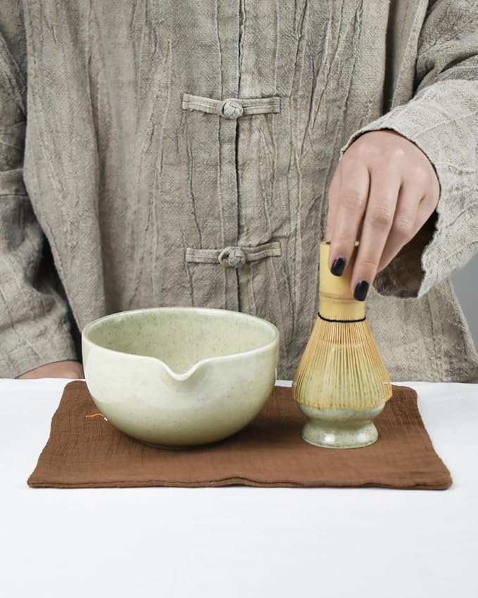 Artcome Premium Matcha Tea Set – 20.2oz Traditional Matcha Bowl with Pouring Spout, Bamboo Whisk, Whisk Holder, Tea Scoop & Matcha Tea Guide – Ideal for Ceremonial Use and Daily Enjoyment