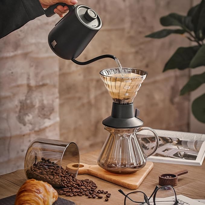 200 Count Cone Coffee Filters, Size 02 Natural Brown Pour Over Coffee Filters Paper, V02 Unbleached Disposable Paper Filters Compatible with Pour Over and Drip Coffee Maker(2-4 Cups)