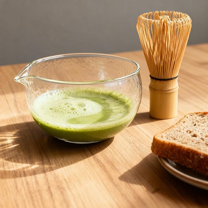 Textured Glass Matcha Bowl With Spout,1 Pack Handmade Clear Glass Chawan Matcha Green Tea Whisk Bowls,Japanese Style Cute Salad Mixing Bowl Cup 400ml 13.5 oz