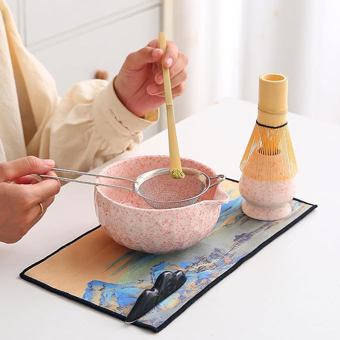 Ceramic 2-Piece Matcha Bowl Set Red gift box (red and white)