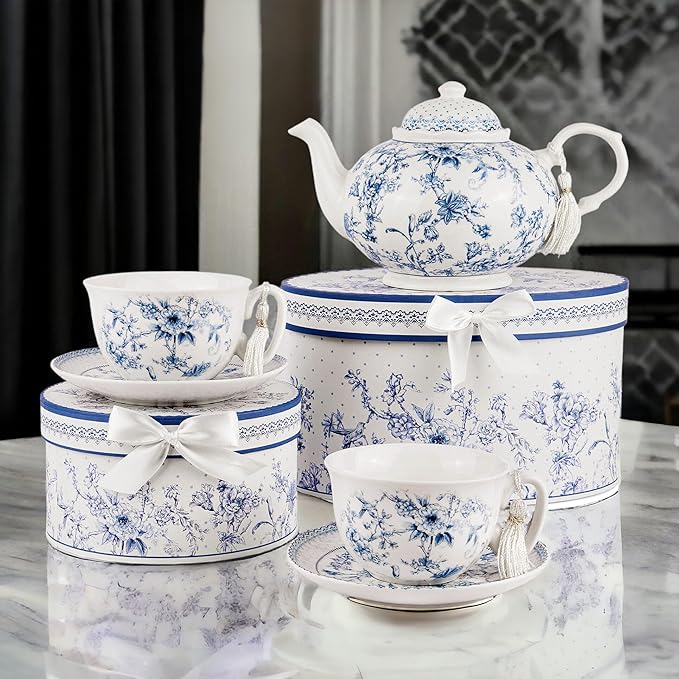 STP GOODS Blue Flowers Bone China Cup and Saucer Set in Gift Box (Blue)