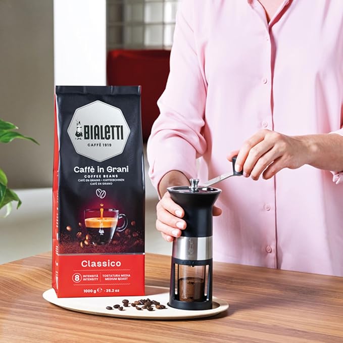 Bialetti Classico Coffee Beans, 1000g Bag - Medium Roast Intensity 8, 50% Arabica 50% Robusta Whole Bean Blend - Sweet Floral & Dried Fruit Notes For Espresso, Cappuccino & Latte Machines & Moka Pots