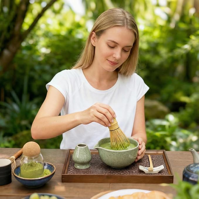 Matcha Whisk Set 5 Pcs, Matcha Kit Set Includes Matcha Bowl, Matcha Whisk and Holder, Bamboo Scoop and Sifter, Ceramic Matcha Set, Matcha Tea Set, Ideal Gift for Family/Friend (Green)