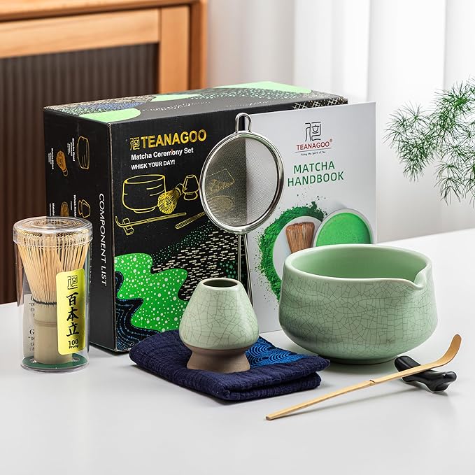TEANAGOO Matcha Whisk Set Green,7 Pcs Matcha Set,Matcha Starter Kit for Ceremony,Matcha Tea Set for Making Breakfast/Latte,Green Matcha Bowl(Chawan) whith Spout and Whisk,Gift for Friend/Family