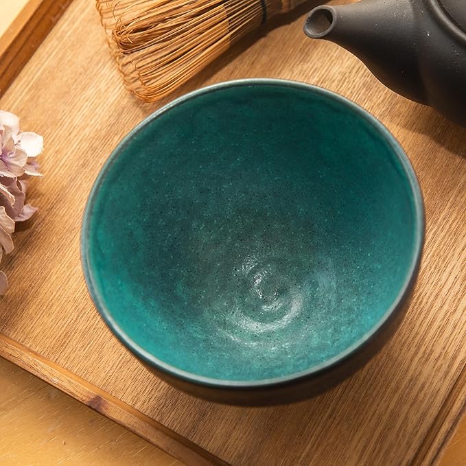 Asayu Japan Matcha Bowl, Handmade in Gifu Japanese Ceramic Chawan, 12 x 7.8 cm, 500ml, Microwave Safe for Tea Ceremoney, Green Tea, Pottery - Kurogane Turquoise
