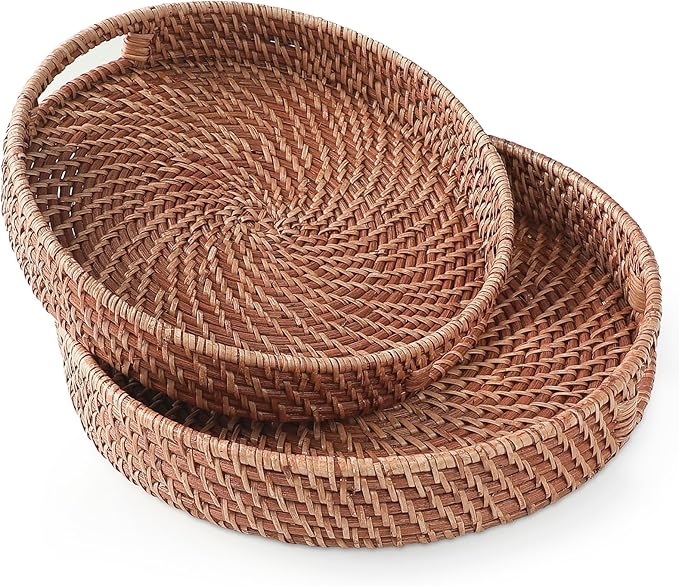HITOMEN Hand-Woven Round Rattan Serving Tray Decorative Ottoman Wicker Platter with Handles for Coffee Table, Breakfast, Drinks, Snack, Bread, Fruit, Vegetables (Honey Brown Set of 2: M+L)