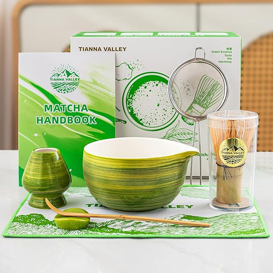 Matcha Whisk Set, 7 Pcs Green Ceramic and Bamboo Tea Ceremony Kit with 480 ML Bowl, Whisk Holder, Scoop, Sifter, Unique Gift Set,Tradition Matcha Tea Set