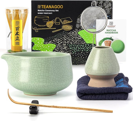 TEANAGOO Matcha Whisk Set Green,7 Pcs Matcha Set,Matcha Starter Kit for Ceremony,Matcha Tea Set for Making Breakfast/Latte,Green Matcha Bowl(Chawan) whith Spout and Whisk,Gift for Friend/Family