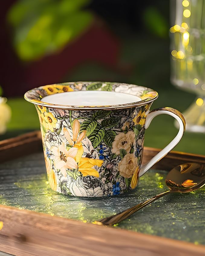15oz Ceramic Coffee Mug – French Classical Cottage Style Cup with Golden Blossoms & Gilded Rim, Elegant Pottery Gift Mug with Lid & Saucer for Women