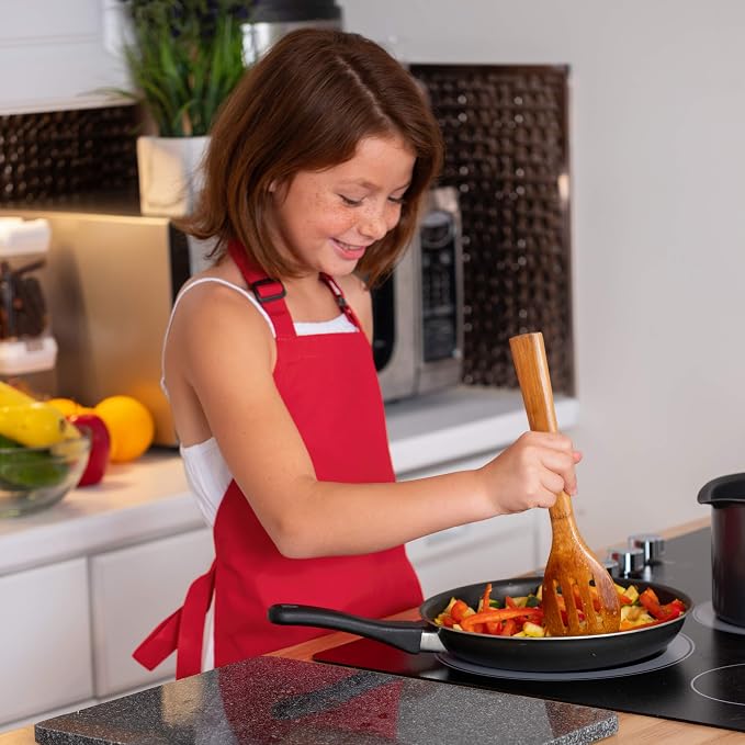 Kids Apron, Medium, 100% Cotton With An Adjustable Strap to fit All Ages - Image 4