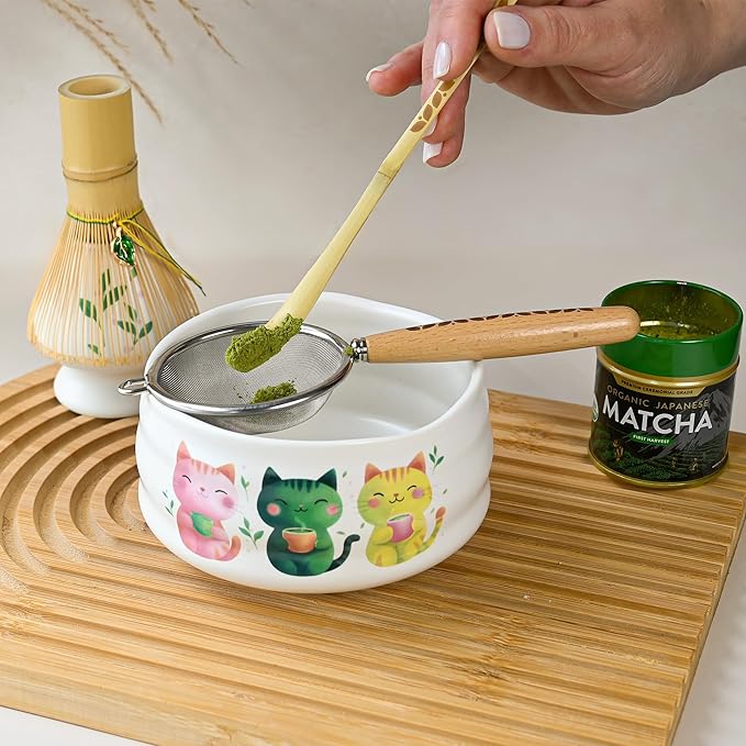 Matcha Gift Set 6 Pcs – Ceramic Bowl, Bamboo Whisk, Whisk Holder, Scoop, Sifter & Cloth – Traditional Japanese Set for Green Tea by Aprika Matcha (White with Cats)