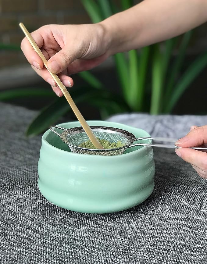 Ceramic Matcha Bowl, Handmade Japanese Green Tea Cup,Matcha Whisk Bowl For Ceremony Chawan 500ml 17oz (Light greenish blue)