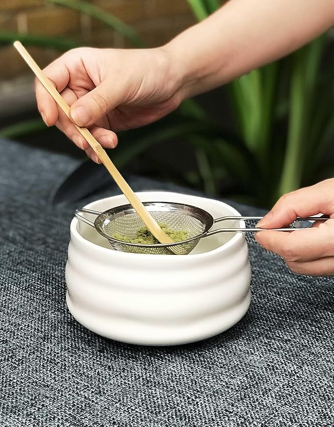 Ceramic Matcha Bowl, Handmade Japanese Green Tea Cup,Matcha Tea Whisk Bowl For Ceremony Chawan 500ml 17oz (White)
