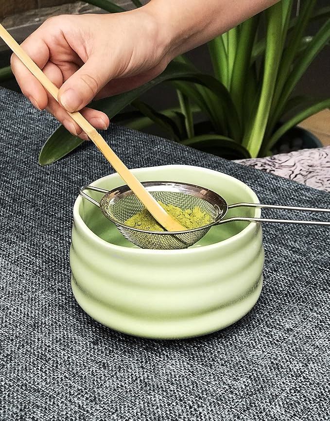Ceramic Matcha Bowl, Handmade Japanese Green Tea Whisk Cup,Matcha Tea Bowl For Ceremony Chawan 500ml 17oz (Matcha Green)